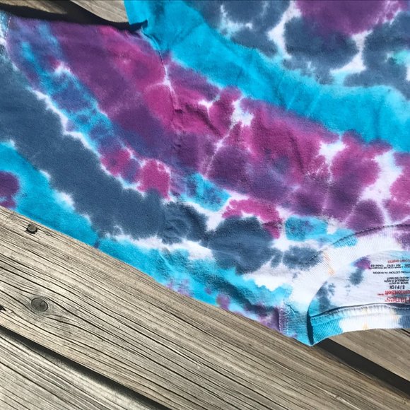Blue/Purple Tie-Dye Cropped Tee - Picture 2 of 3